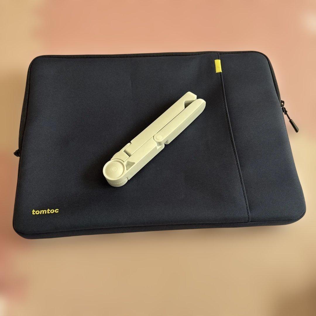15.6型モバイルディスプレイ 本体