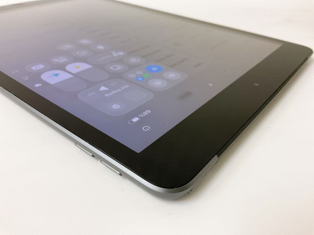 【超美品・BT100％】iPad 第8世代 32GB Cellularモデル