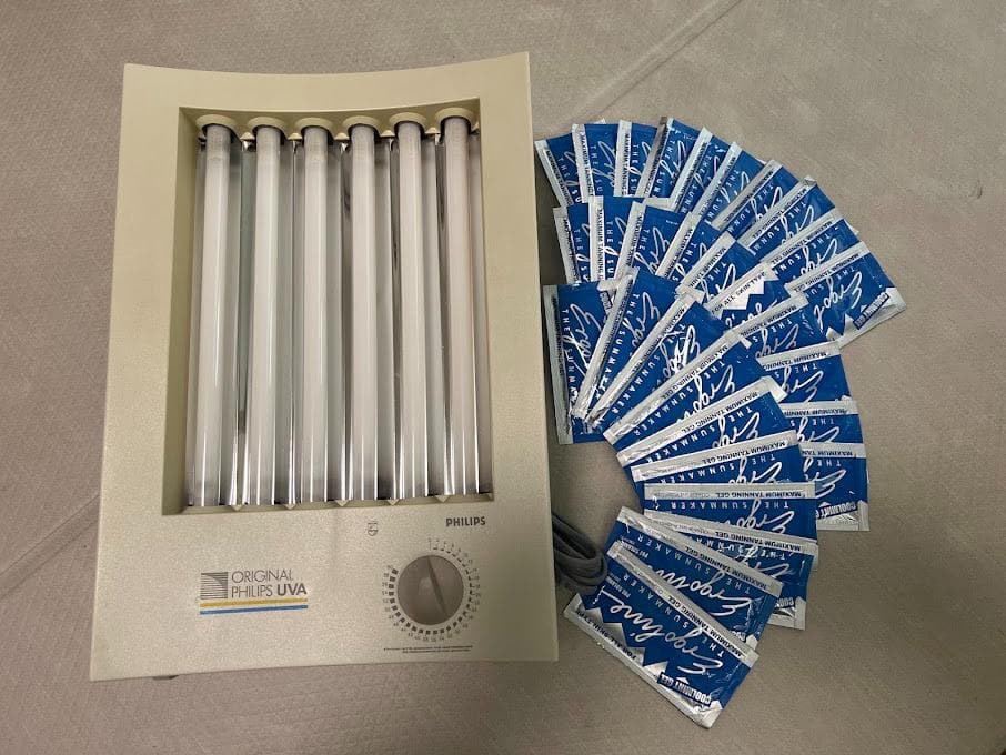 PHILIPS UVA 日焼けマシン オイル30袋付き