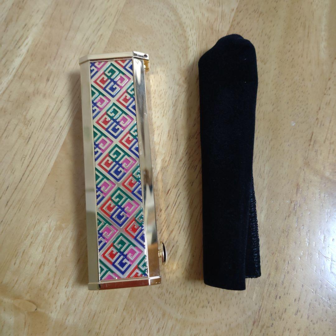 【新品未使用】 GIVENCHYジバンシー　ジュエルコンパクトブラシ