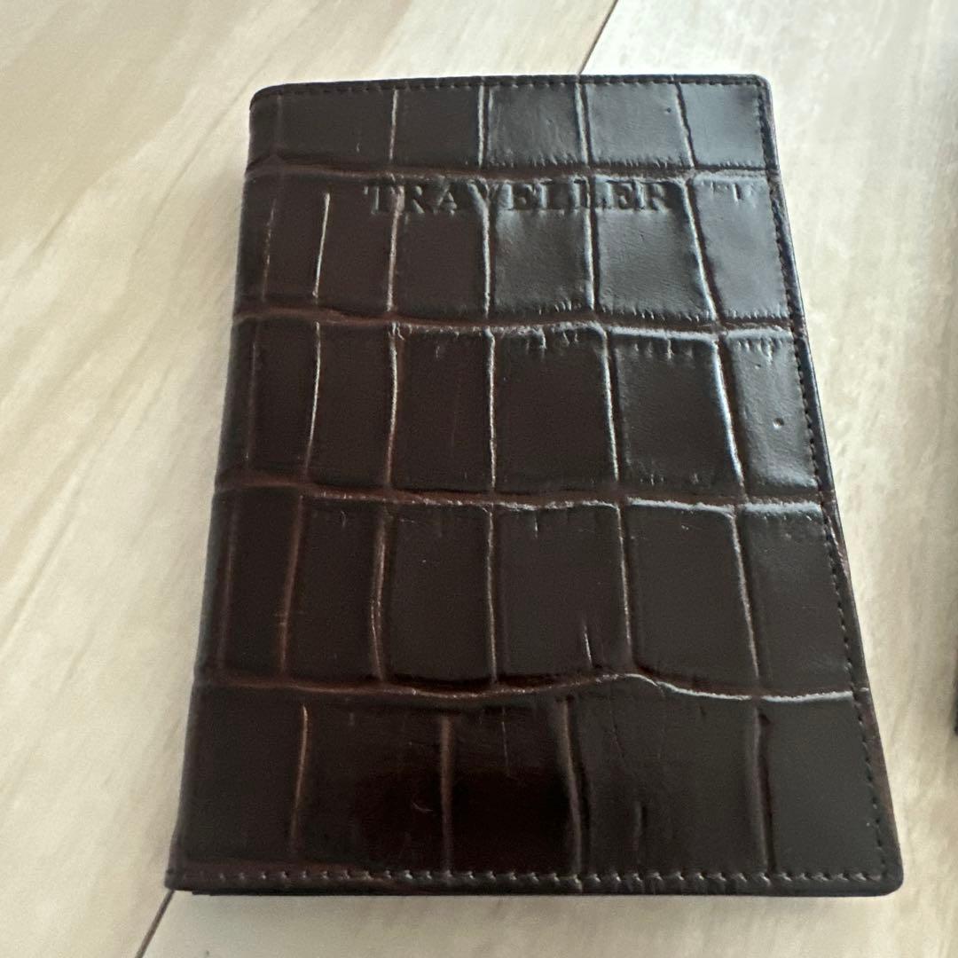 新品未使用品★TRAVELER パスポートケース ブラウン
