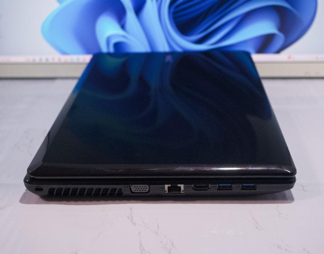 NEC VersaPro ノート　新品SSD240GB 8G Windows11