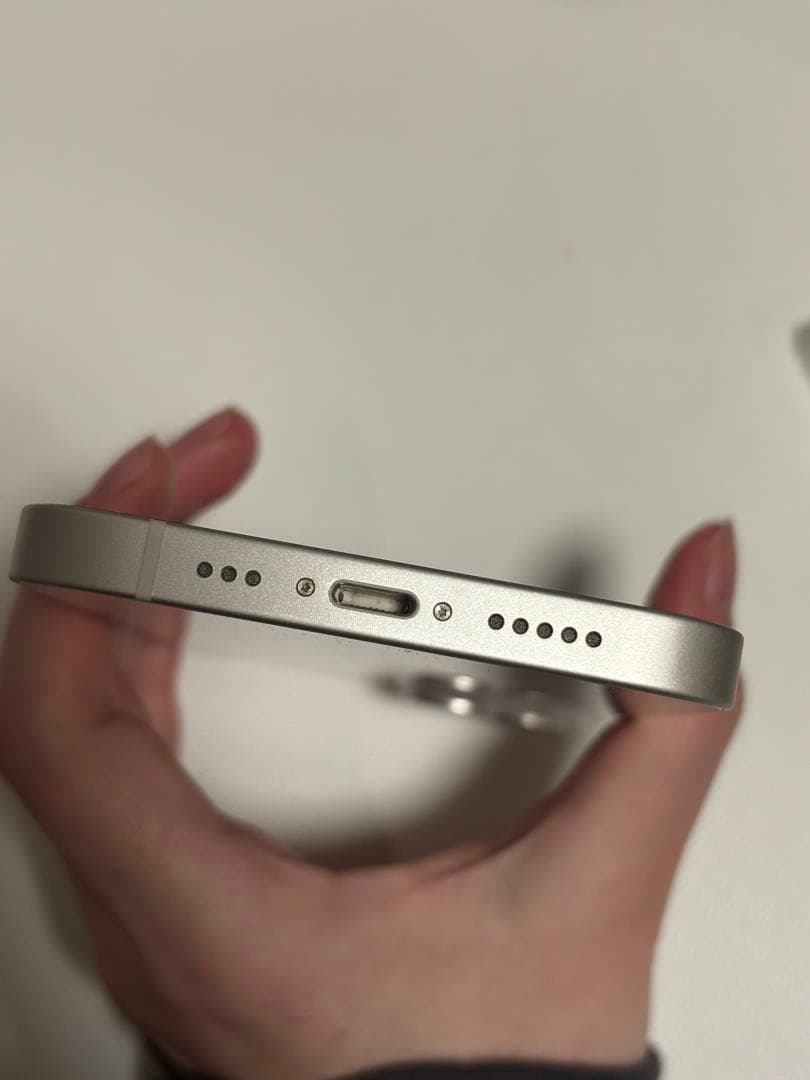 iPhone 13 128GB スターライト SIMフリー 本体のみ