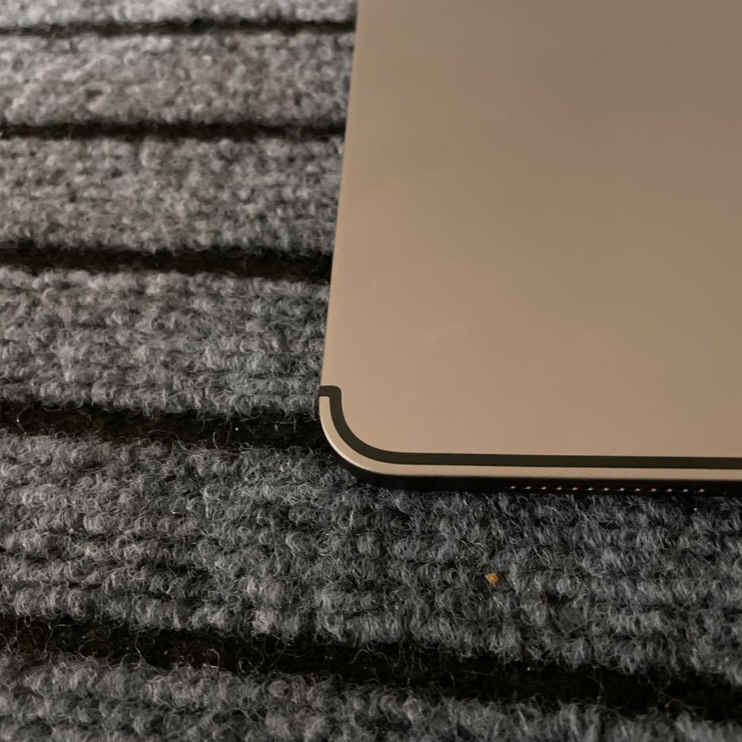 55 iPad Pro 11インチ 1世代 64GB SIMフリー グレイ