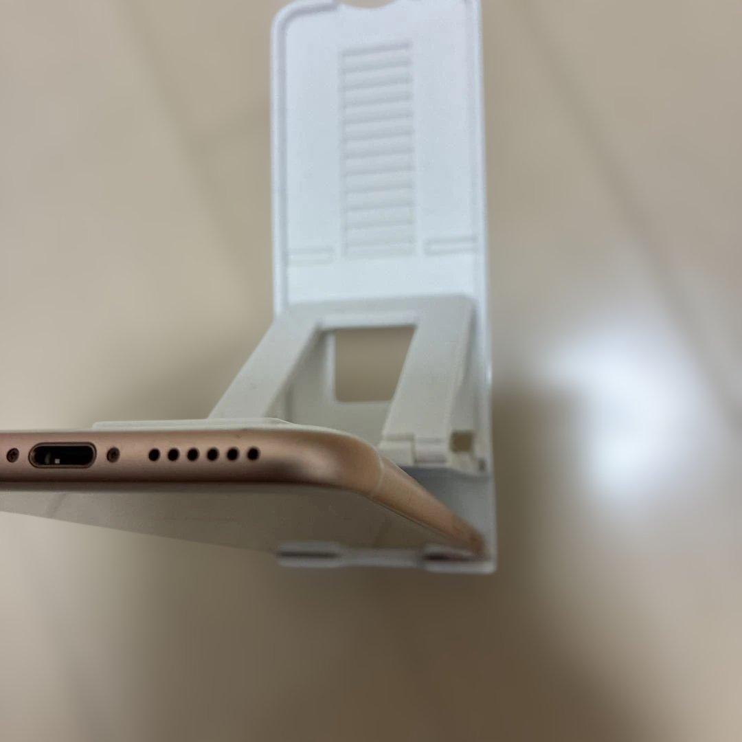 iPhone8 美品　64GB ピンクゴールド バッテリー82%