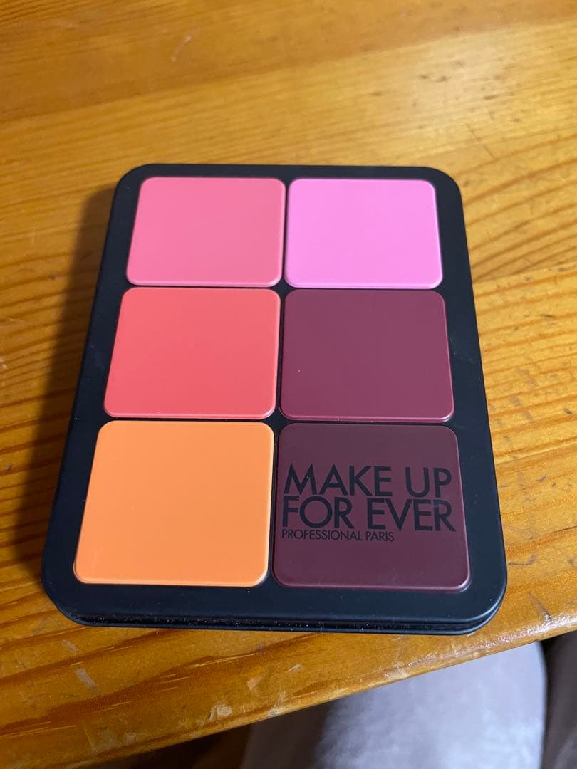 MAKE UP FOR EVER HDスキンブラッシュ＆グロウ　パレット