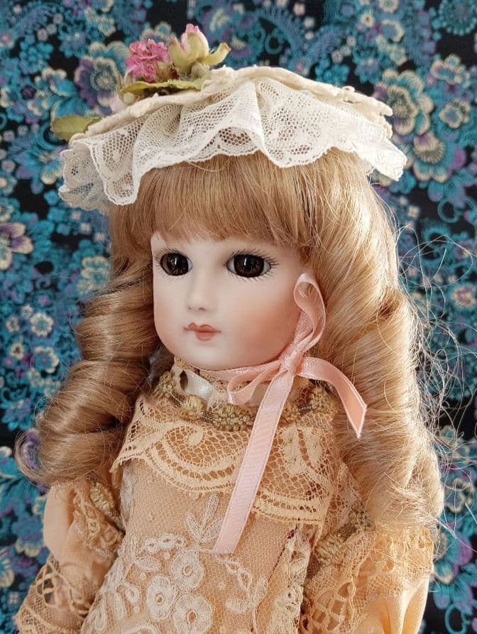 ビスクドール❤️Real Seeley Bodyの可愛らしい美少女❤️リプロ