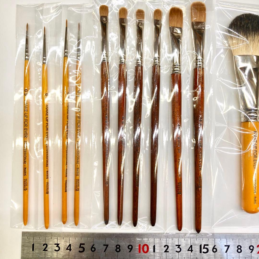 【新品未使用品】MAKEUP FOREVER メイクブラシ　13本セット