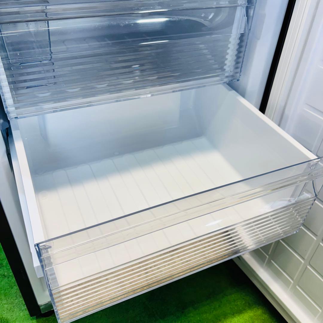 美品 22年製 280L 冷蔵庫 大きめ おしゃれ シャープ【地域限定配送無料】