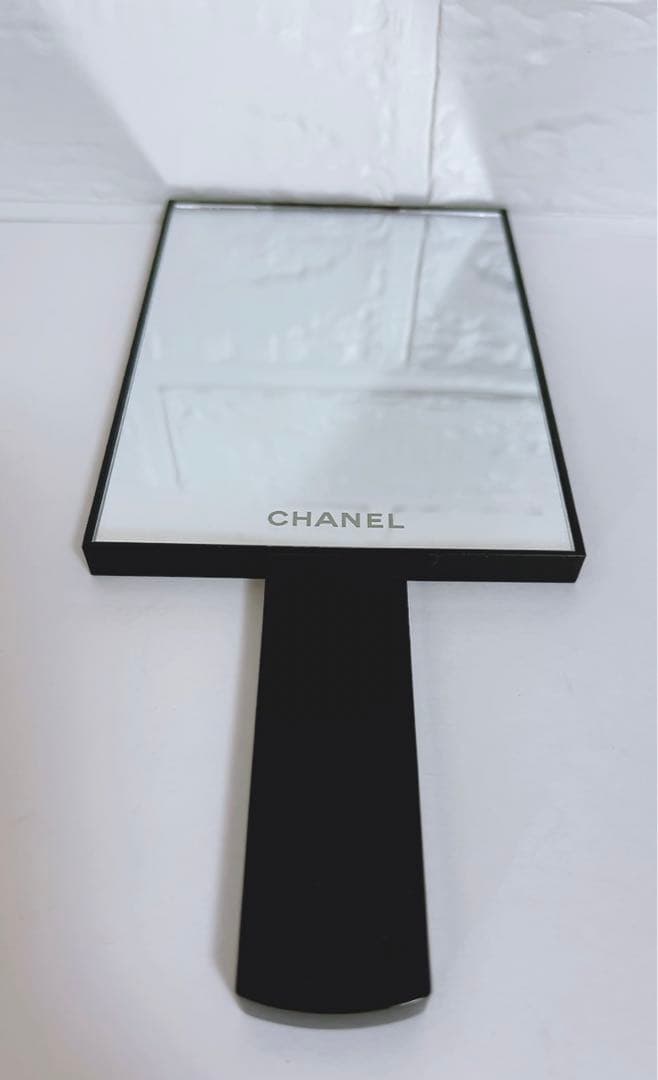 【シャネル　CHANEL 手鏡　ミラー】