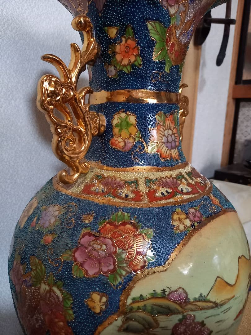 【薩摩焼？】 陶器 花瓶 約62cm 壺骨董 双耳 金襴手 青粒 人物図 飾り壺