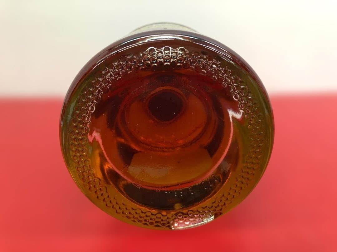 未開栓 CHIVAS REGAL 18年 ゴールド シグネチャー 700ml