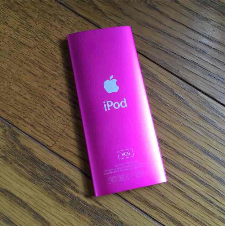 ポータブルプレーヤー iPod nano8GB