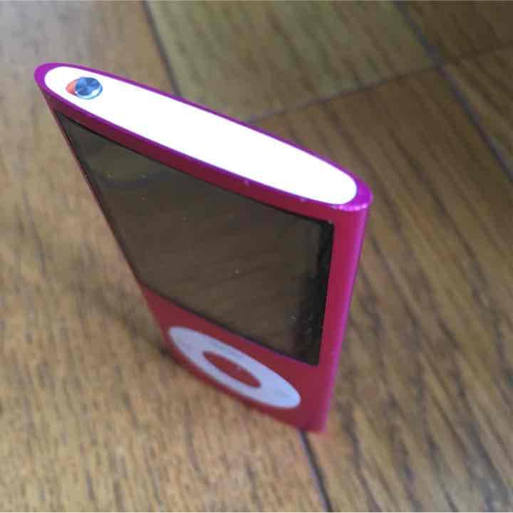 ポータブルプレーヤー iPod nano8GB
