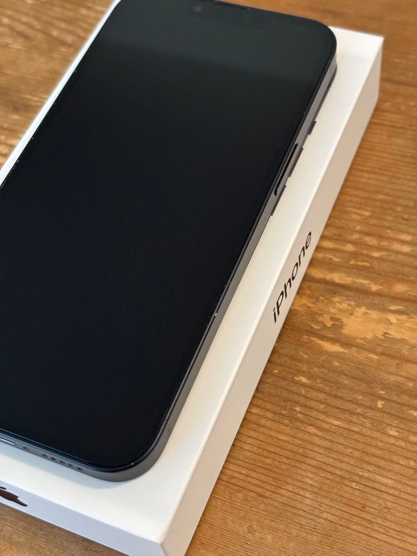 【値下げ可】美品　iPhone 13 ミッドナイト128GB 本体