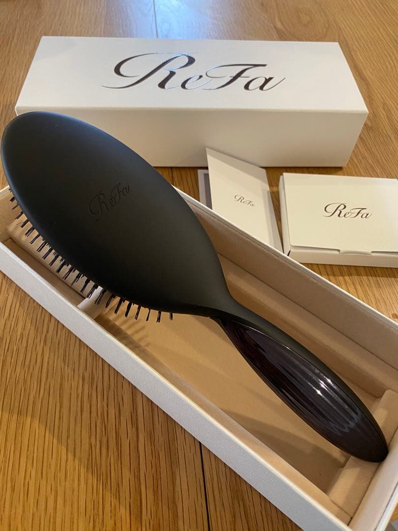 ReFa BRISTLE リファブリッスル　ヘアブラシ