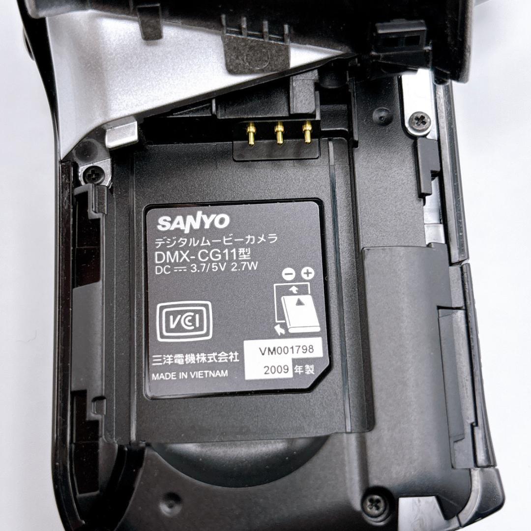 【美品】SANYO デジタルムービーカメラ Xacti DMX-CG11