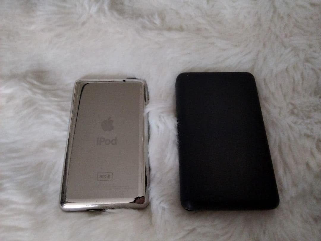Apple iPod Classic ブラック 本体と付属品　80GB