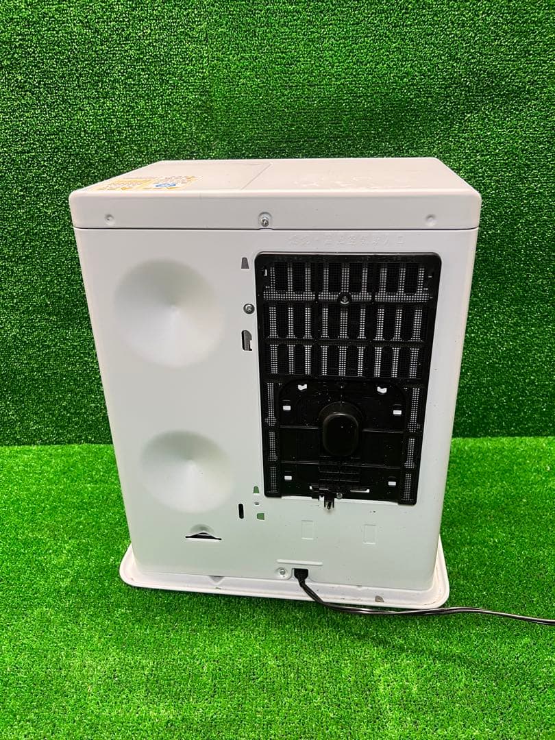 美品高年式　LC-33M(W)マット ホワイト　トヨトミ 　石油ファンヒーター