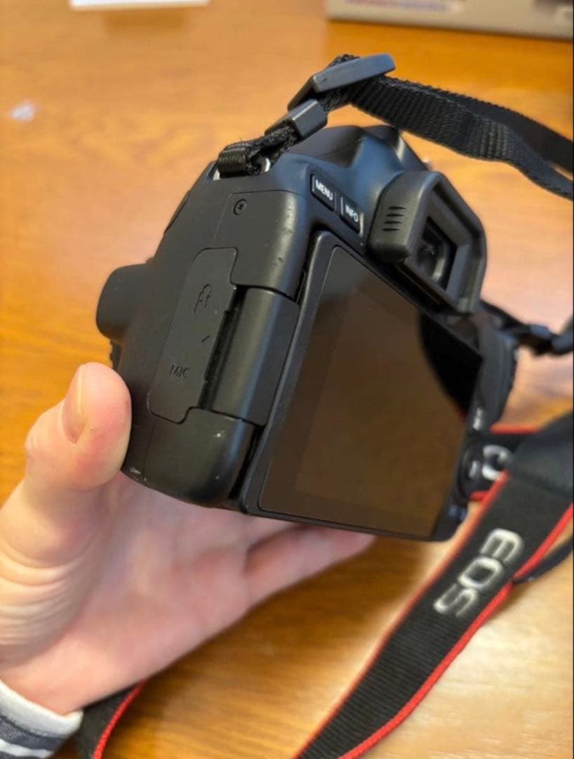Canon EOS Kiss X10 一眼レフカメラ セット