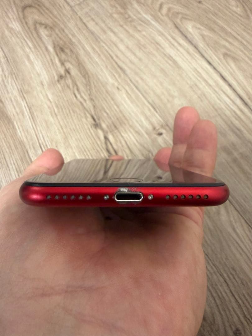 iPhone SE (第3世代) 128 GB SIMフリー美品・付属品未使用