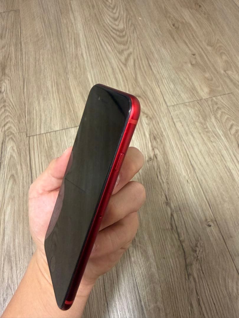 iPhone SE (第3世代) 128 GB SIMフリー美品・付属品未使用