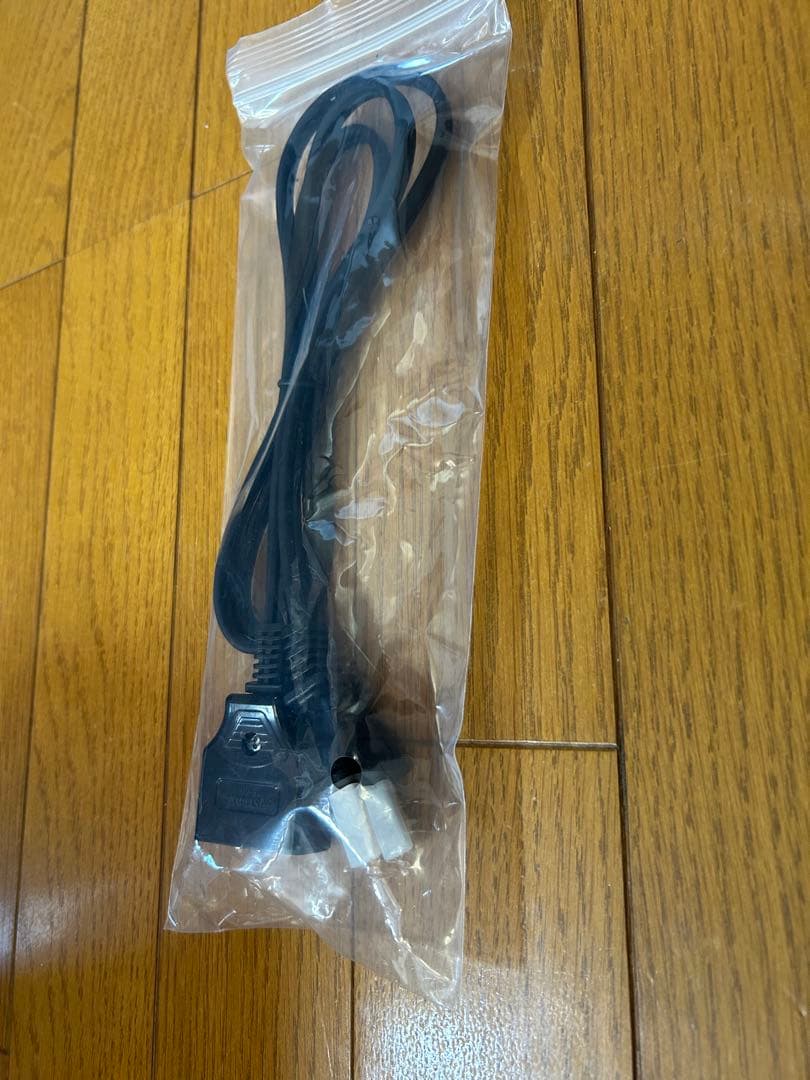2025製　新品、未使用 IRIS OHYAMA 電気ポット 3.0 ホワイト