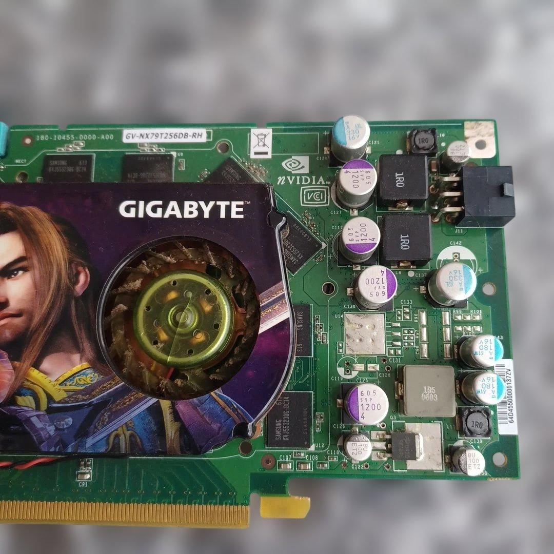 GIGABYTE 基盤　レア　パソコン　pc