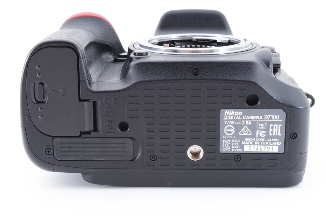 【ショット数900回未満】Nikon D7100 デジタル一眼レフカメラ