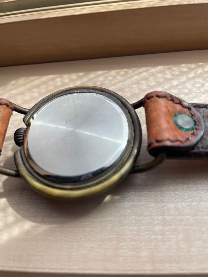 深海のような、ハンドメイド　日本製腕時計(男女兼用)