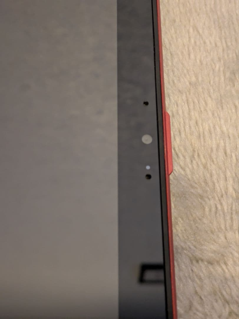 富士通　LIFEBOOK SH90/P