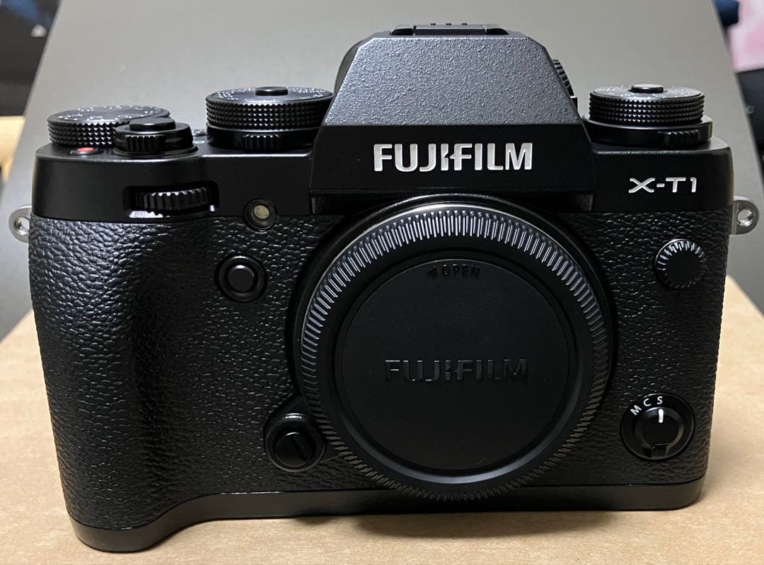 【未使用品•ショット数ゼロ•値引不可】 富士フイルム FUJIFILM X-T1