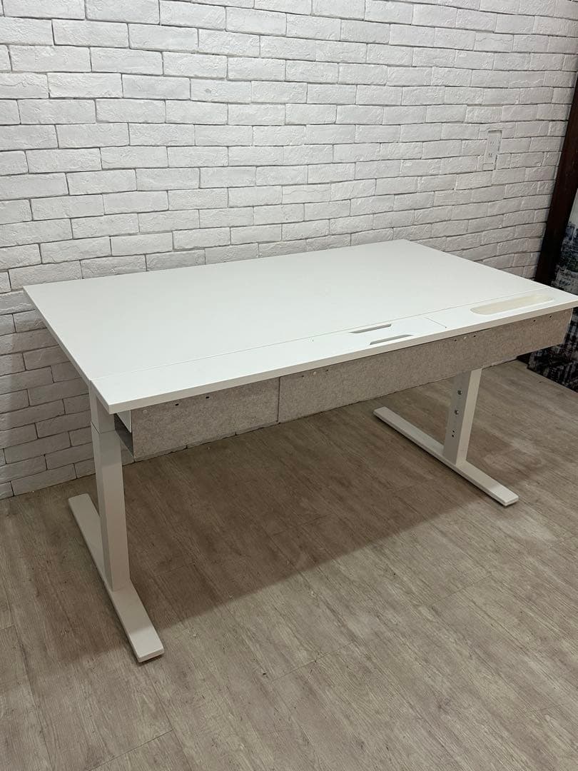 ①東京23区配送無料】ikea PC 事務所　デスク ゲーム　机　書斎　オフィス