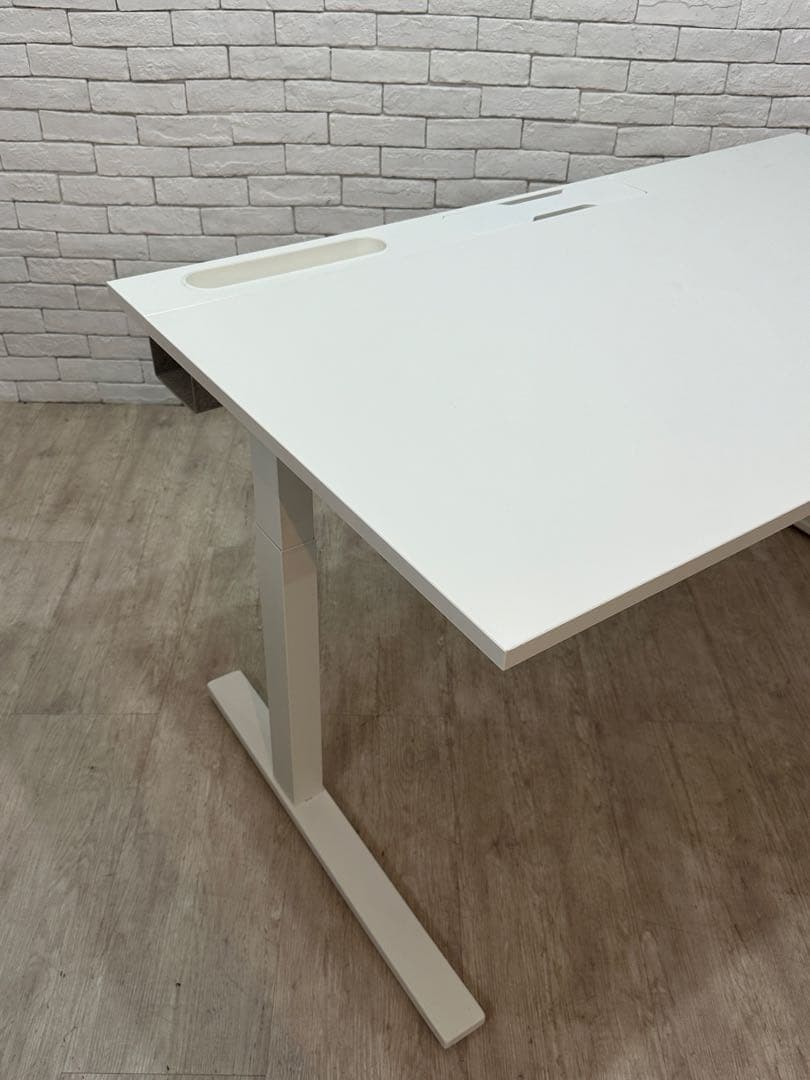 ①東京23区配送無料】ikea PC 事務所　デスク ゲーム　机　書斎　オフィス