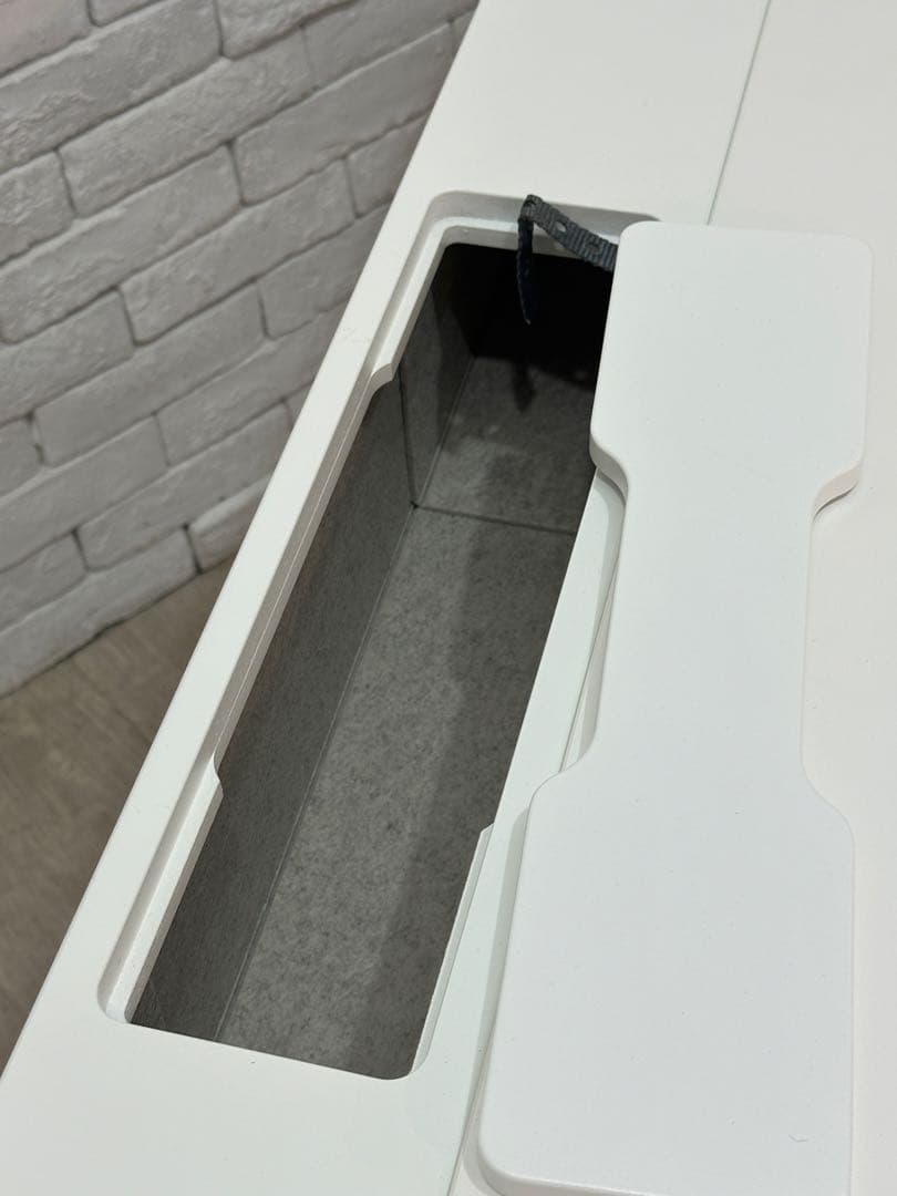 ①東京23区配送無料】ikea PC 事務所　デスク ゲーム　机　書斎　オフィス