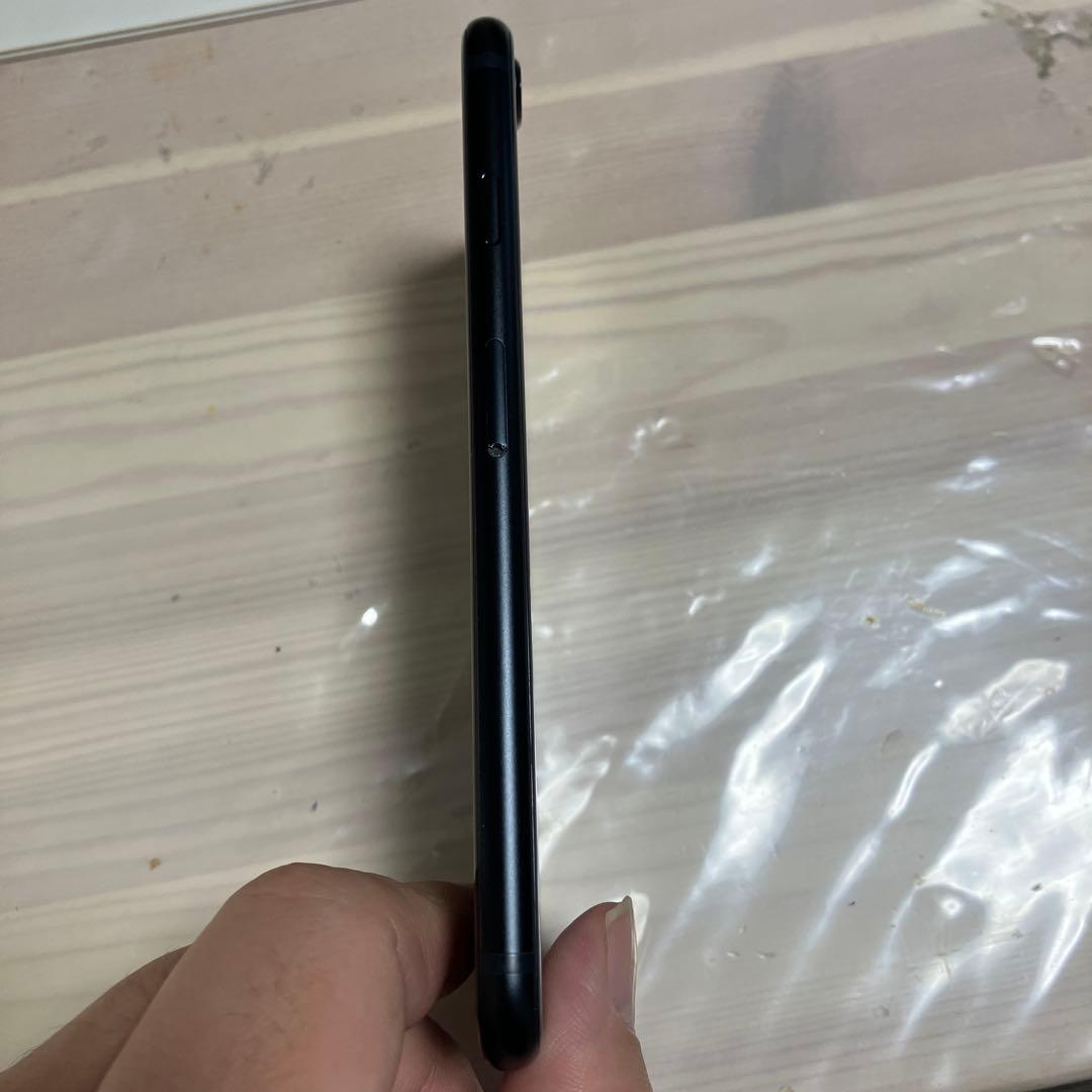 iPhone SE3 128GB ミッドナイト