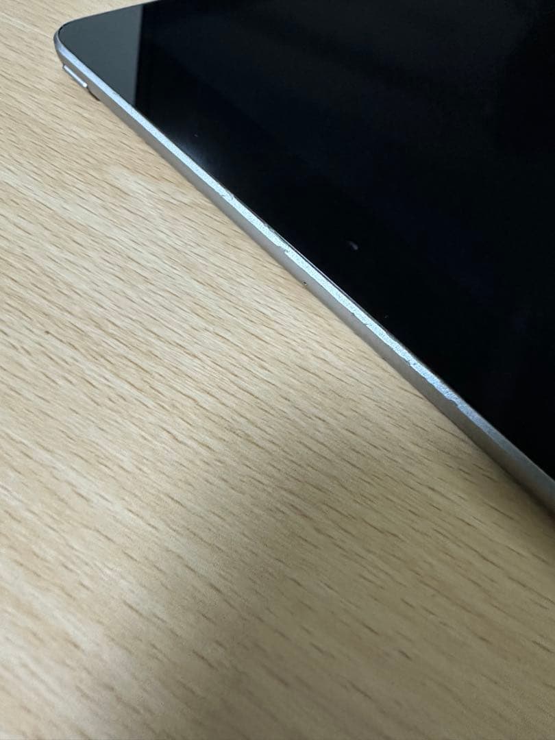 Apple iPad (第5世代) 32GB wi-fi スペースグレー