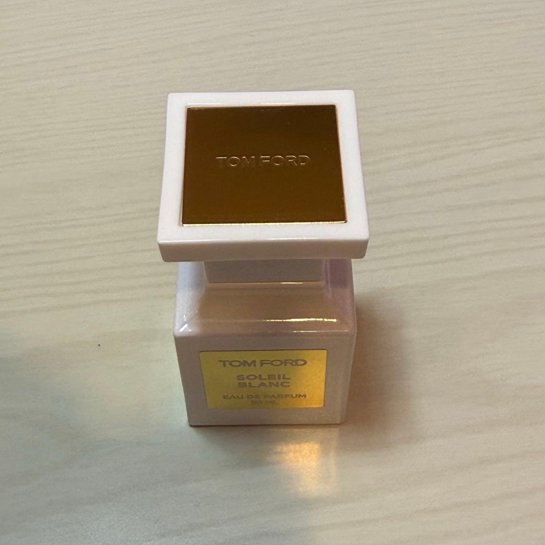 トムフォード ソレイユブラン オード パルファム スプレィ 30ml 香水 美品