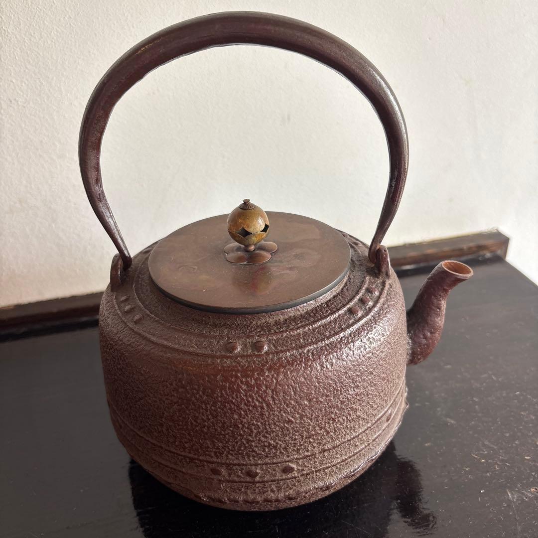 南部鉄器　鉄瓶　釜　茶釜 茶道具　美術品　工芸　コレクション　やかん