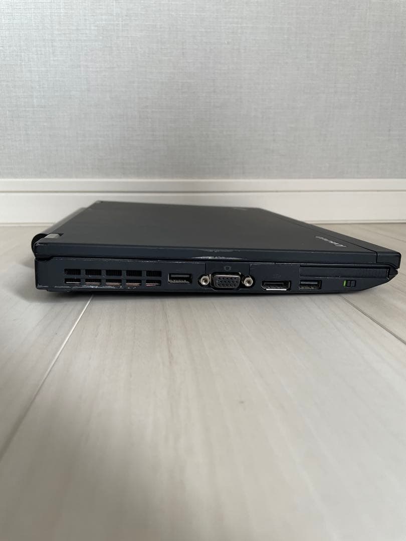 レノボ　Lenovo ThinkPad X220i起動確認済み