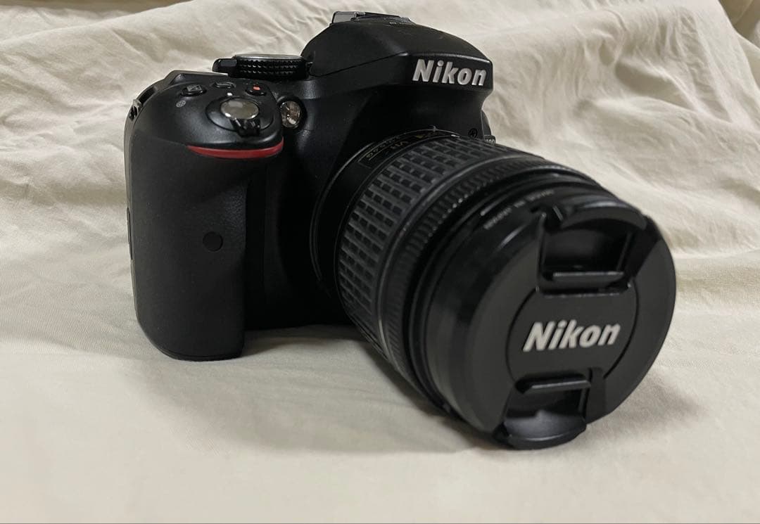 Nikon D5300 デジタル一眼レフカメラ(三脚セット)