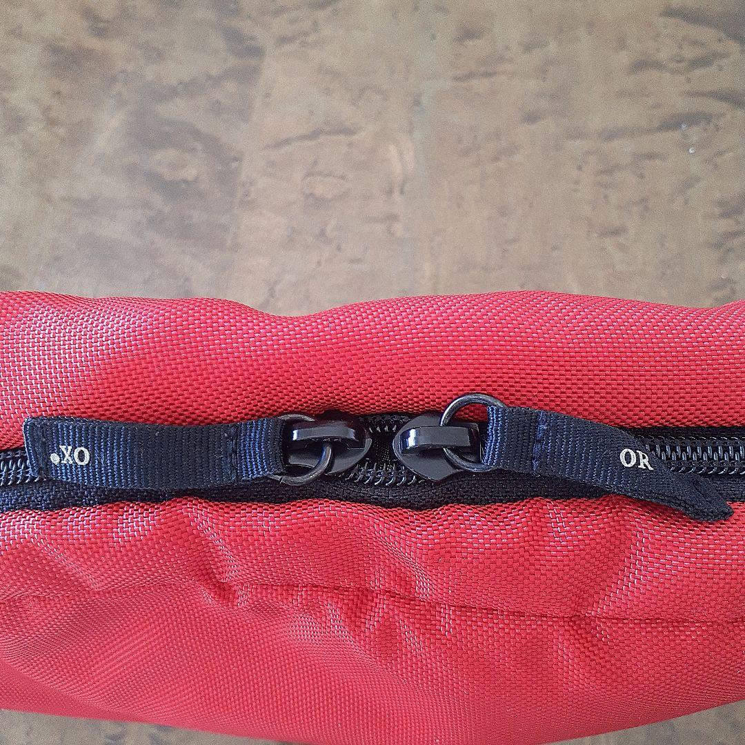 【Victorinox】トラベルトイレタリーポーチ（ハンギングフック付き）