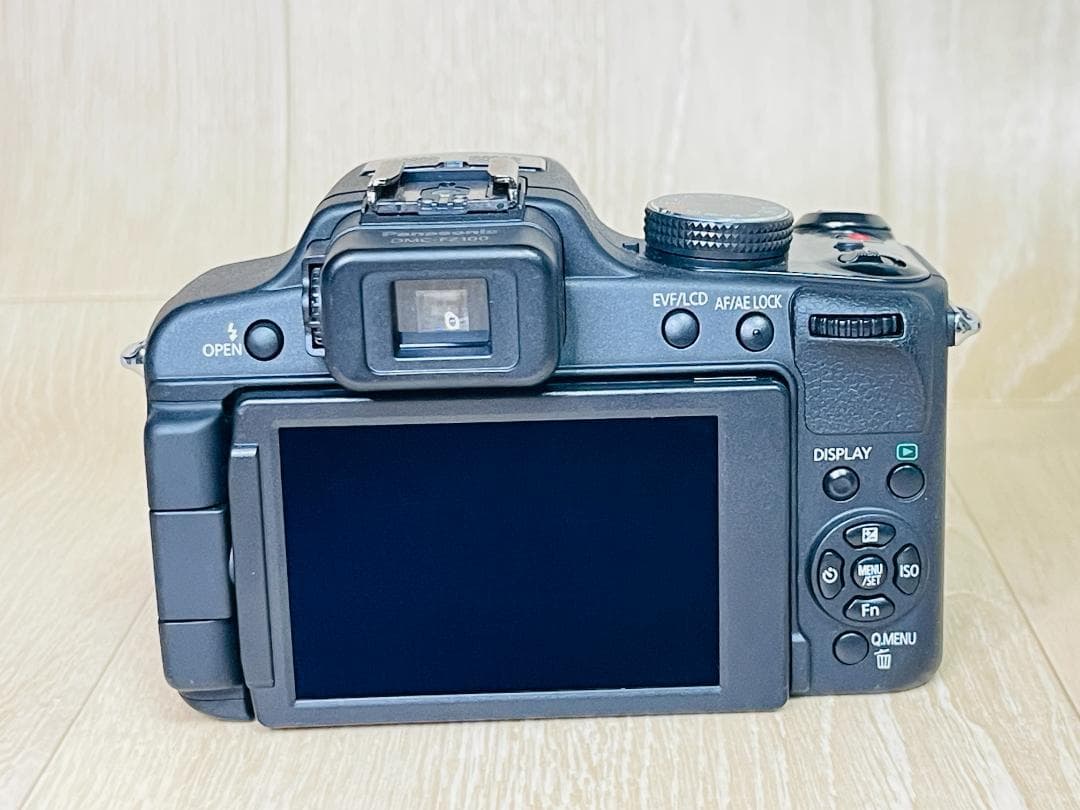 [美品] LUMIX DMC-FZ100 パナソニック ルミックス ネオ一眼レフ