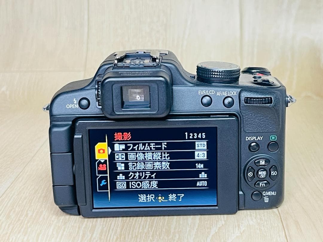 [美品] LUMIX DMC-FZ100 パナソニック ルミックス ネオ一眼レフ