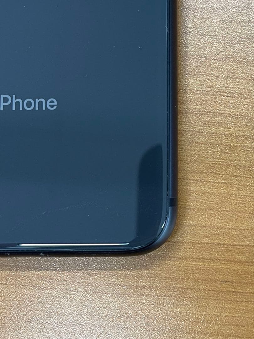 P*h様 動作確認済み iPhone 8 64GB ID V4494