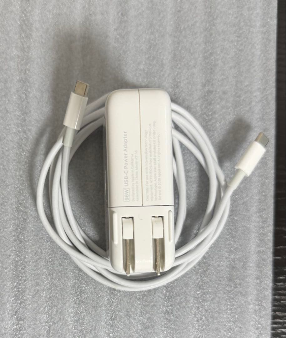 MacBookPro i9 32GB 1TB 充放電181回 バッテリー88%