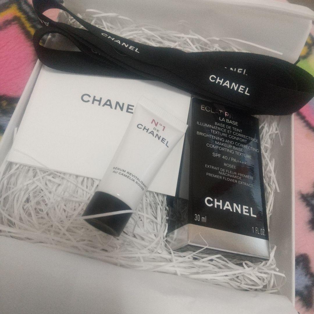 CHANEL エクラ プルミエ ラバーズ ロゼ セラム