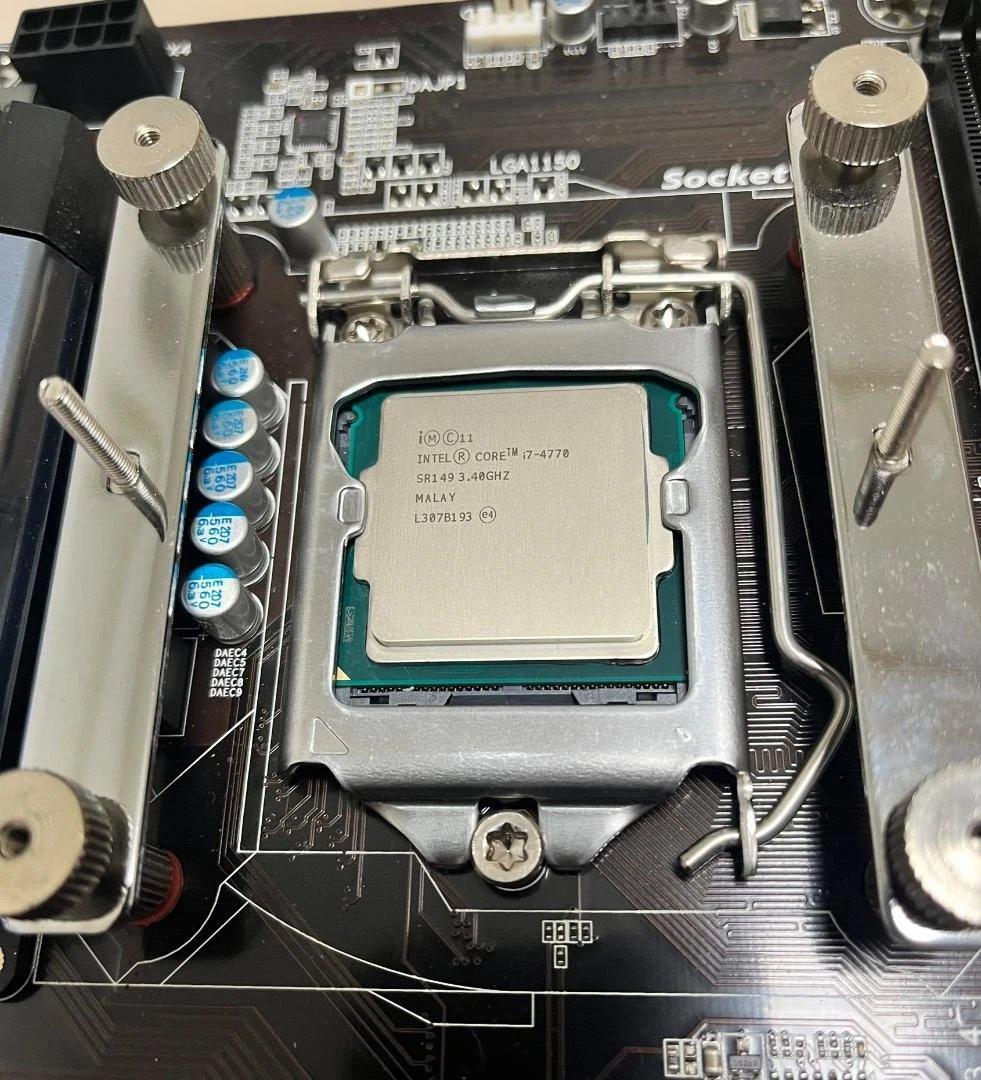 GA-H87-D3H マザー、i7-4770、8GBLEDメモリ、CPUファン