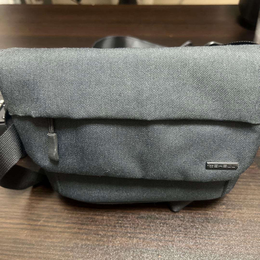 SONY α6400 ミラーレス一眼 ダブルズ ームレンズキット【超美品】