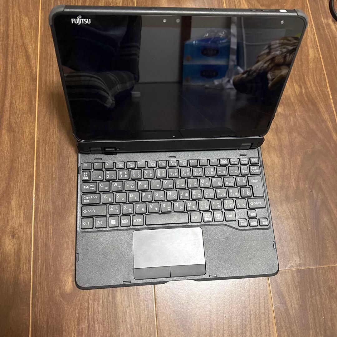 FUJITSU Windows11ノートパソコン